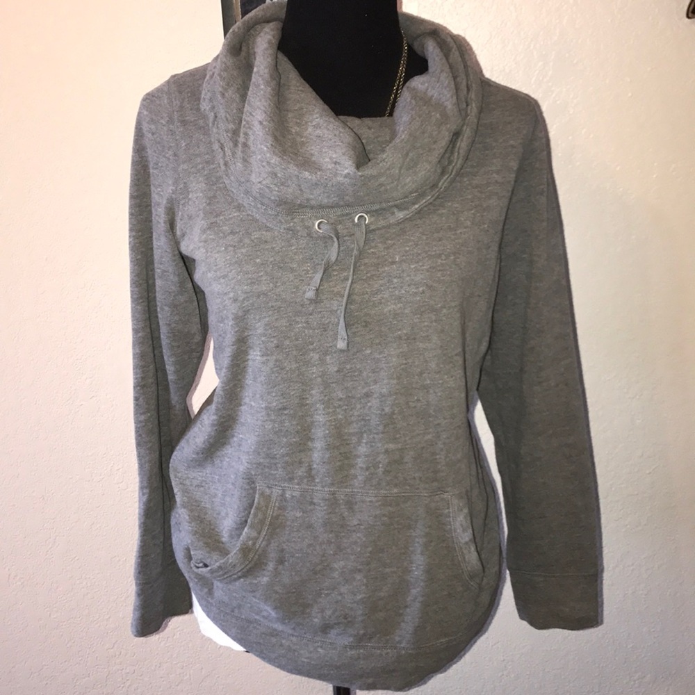Scoop neck sweater